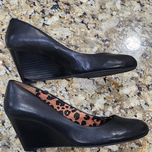 Jessica Simpson Sampson Wedge Pumps Black Smooth 8 1/2 M - Picture 3 of 10